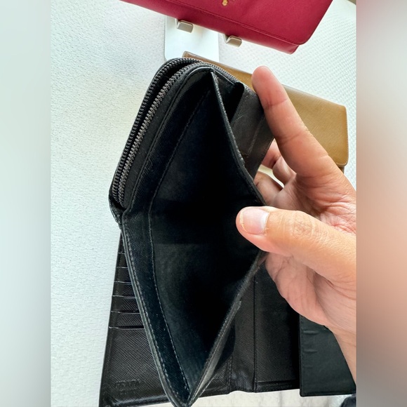 🔥Prada Wallets (4 pcs) - Picture 13 of 17